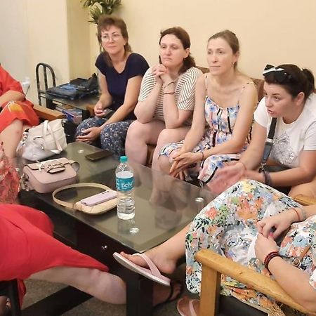 Raj Mahal Inn Ню Делхи Екстериор снимка