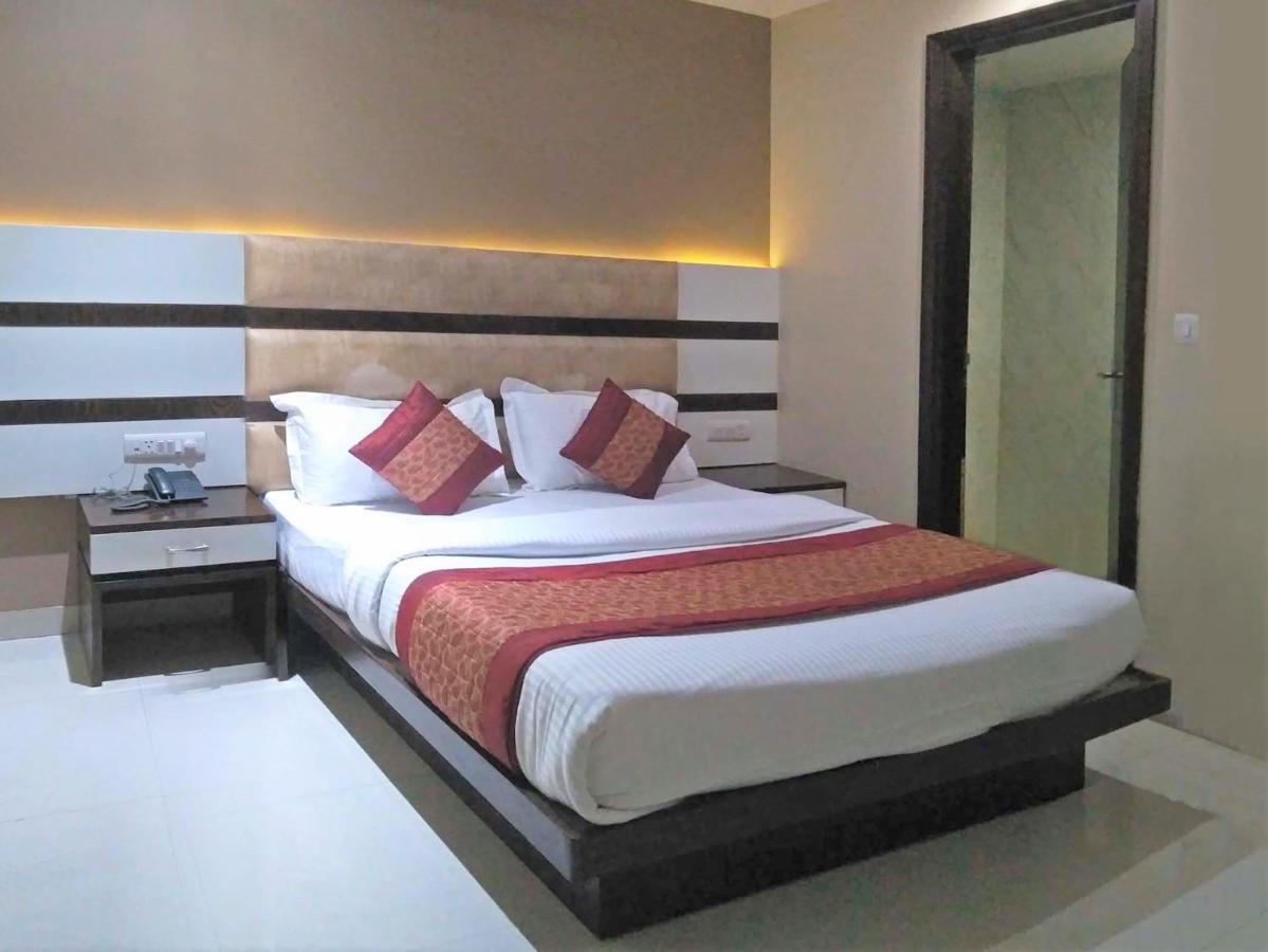 Raj Mahal Inn Ню Делхи Екстериор снимка